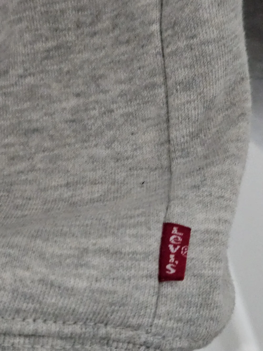 NWT Men's Levi's Batwing Graphic Long Sleeve Hoodie Size XL